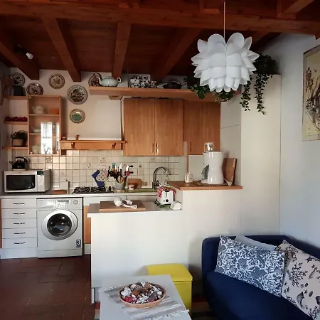 Casa La Resega Lägenhet Gravedona
